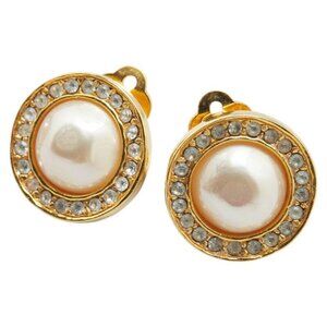 CHANEL Rhinestone Pearl Round Clip-On Earrings Gold Tone Auth #07975